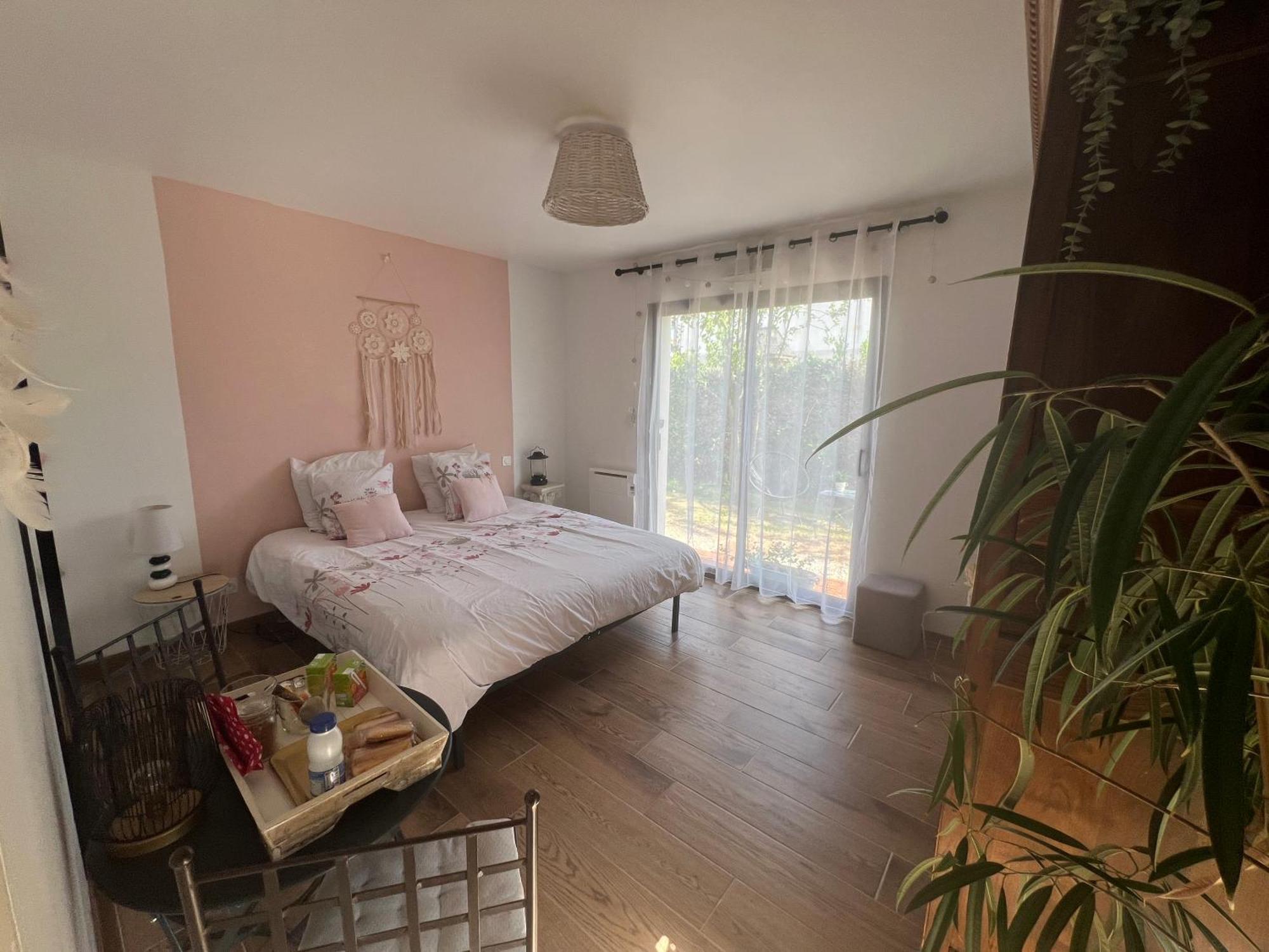 Quiniere - Entre Lac Et Foret - Hebergement Independant Avec Espace Kitchenette Blois Exteriör bild